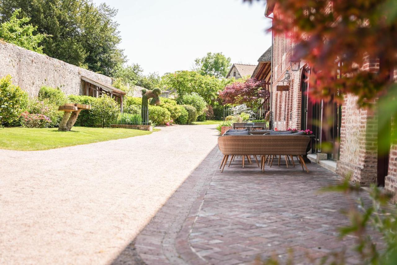 Le Clos De Grace Equemauville Exterior photo